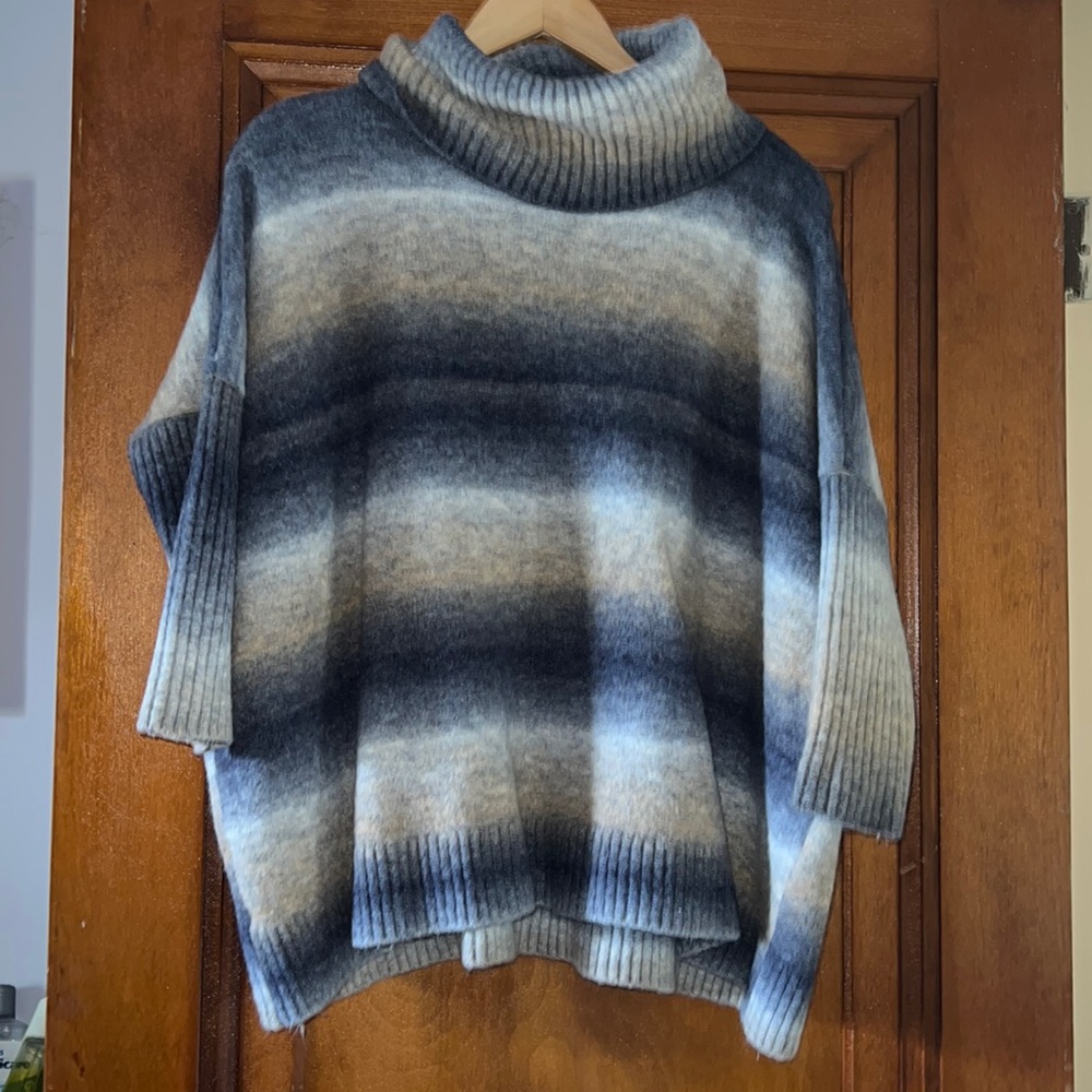 LOFT mutlicolor turtle neck size XS
